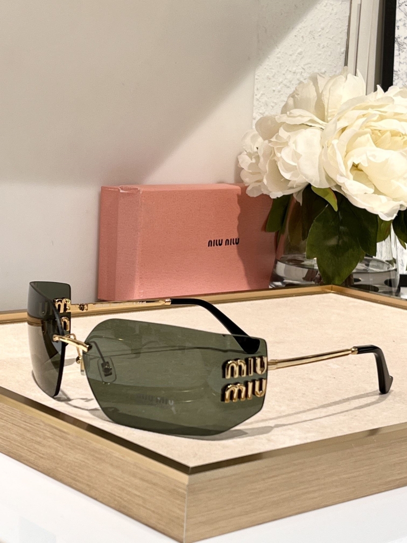 Miu miu Sunglasses